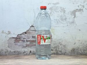 EAU MINÉRALE VITTEL (1 L)